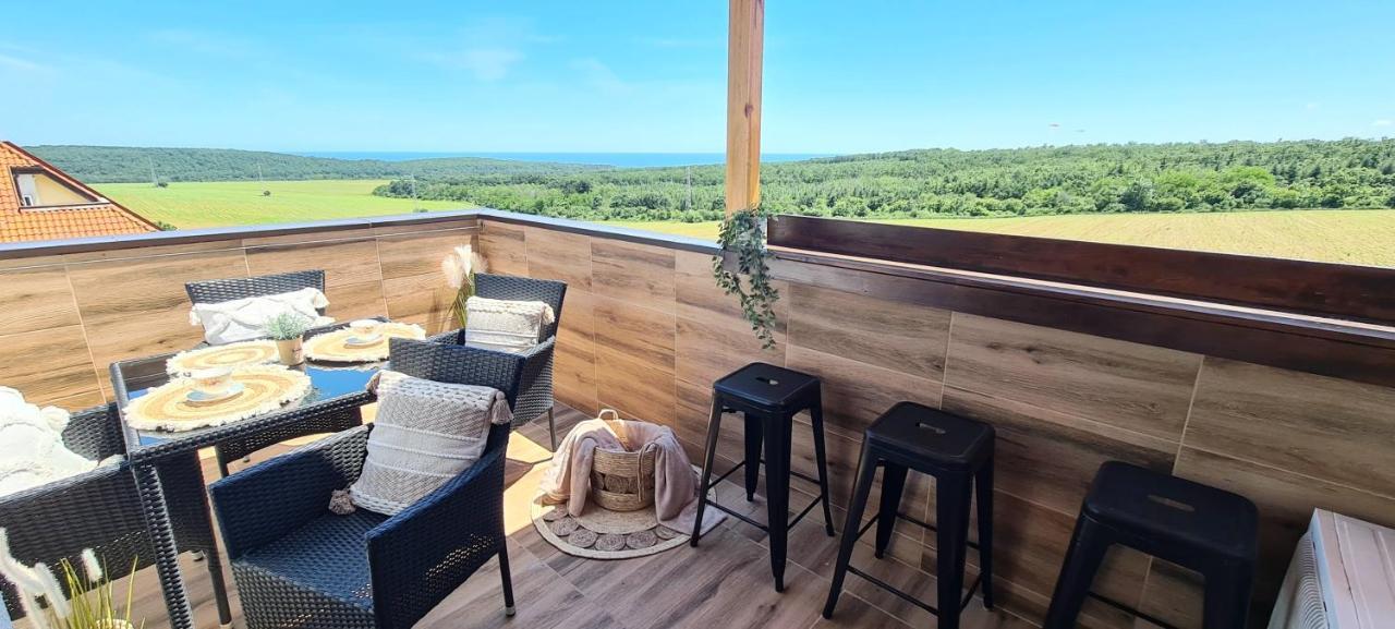 Four Seasons Apartment - Oasis Beach Resort Bliznatsi Quarto foto